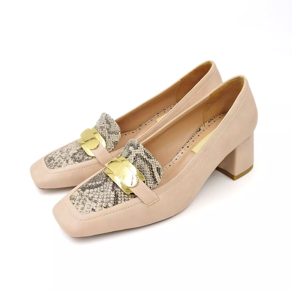 3-127.webp کفش زنانه مجلسی کلاسیک کد 1428 - تصویر 1
