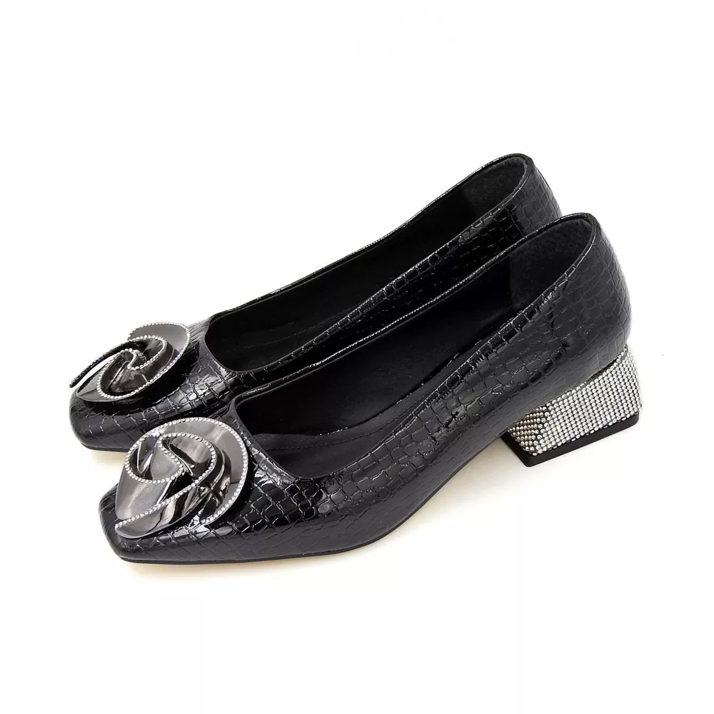 3-65.webp کفش زنانه مجلسی کد 1348 - تصویر 1